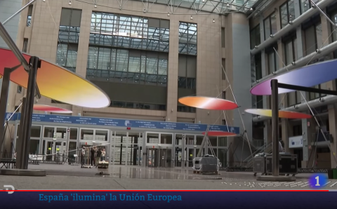 UE: Arranca la Presidencia Española en Bruselas con la obra &#39;Paisaje Solar&#39; | RTVE Noticias