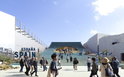 De los símbolos a la arquitectura: en conversación con EXTUDIO, ENORME Studio y Smart and Green Design, autores del Pabellón de España en Expo Osaka 2025 | ArchDaily